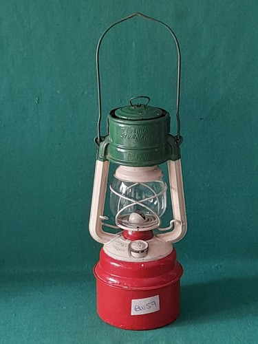 Vecchia lampada olio - lampada, a