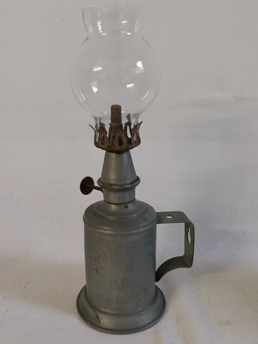 Vecchia lampada francese
