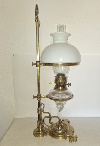 Vecchia lampada petrolio - lampada, a