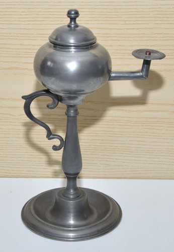 Vecchia lampada olio - lampada,