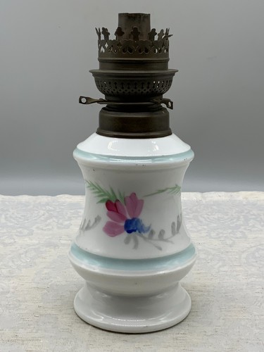 Antica lampada petrolio - a,